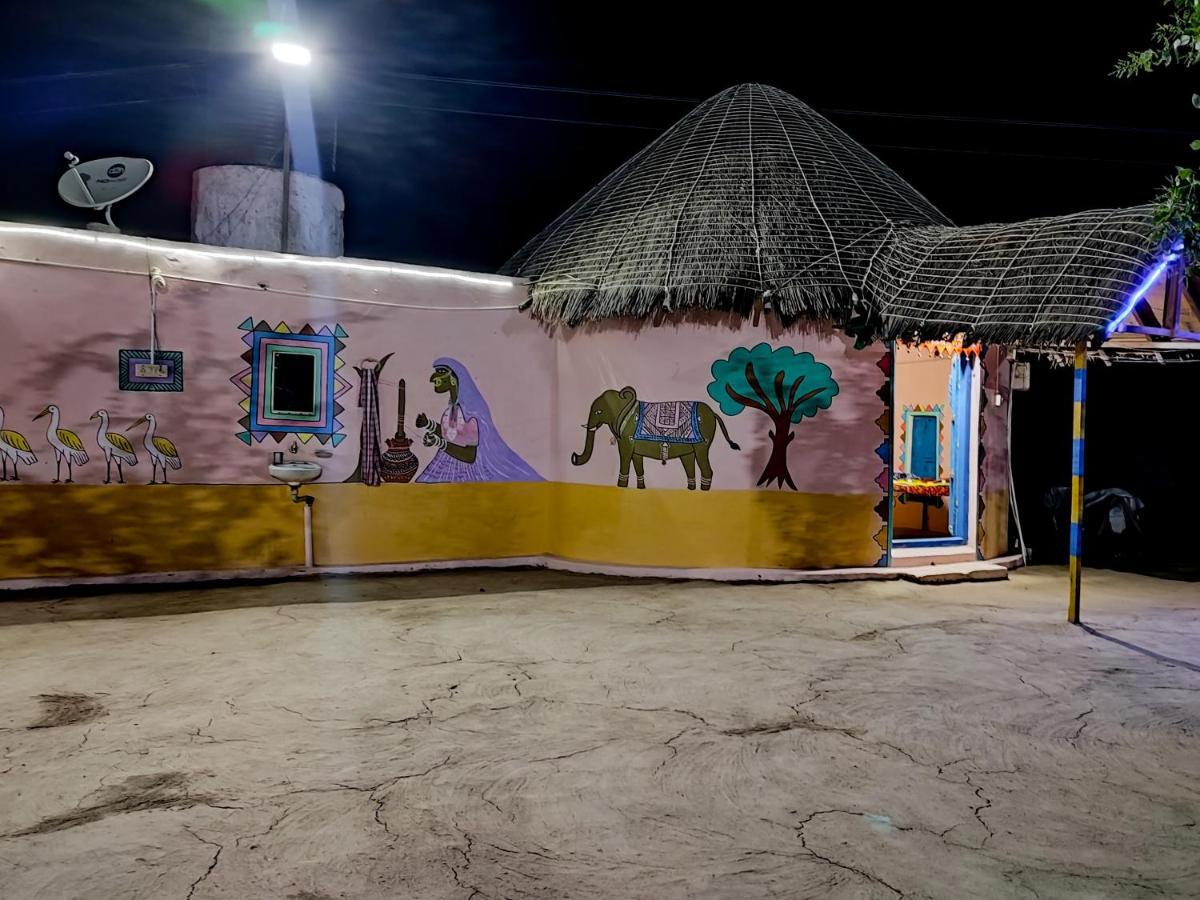 Homestay White Rann Dhordo