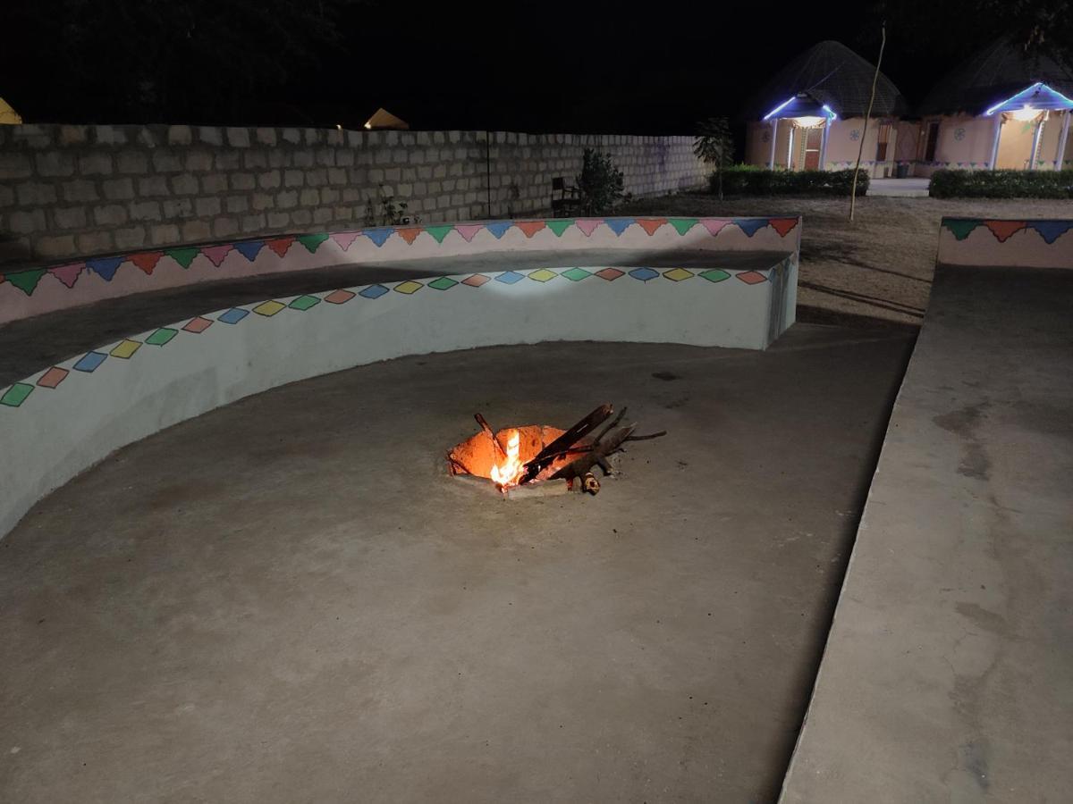 White Rann Homestay *