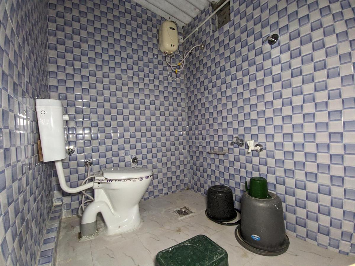 White Rann Homestay *